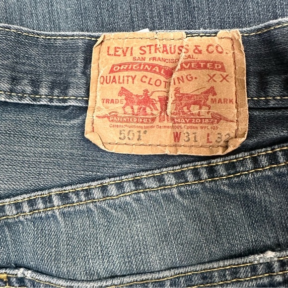 Levi’s 501 Button Fly Jeans 31 x 32 - Picture 5 of 11